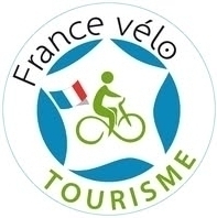 france velo tourisme accueil velo camping du vieux chateau rauzan