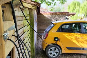 recharge véhicule voiture électrique gratuite Camping Du Vieux Chateau Rauzan news